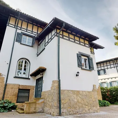 Tradicion Y Elegancia Villa Getxo